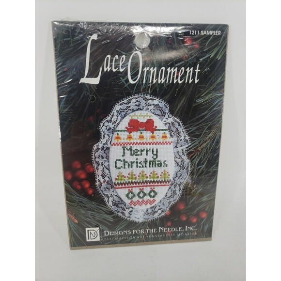 Lace Ornament Kits VTG 1992 Designs For The Needle Sealed NOS Bear Kitty Sampler - Picture 14 of 15